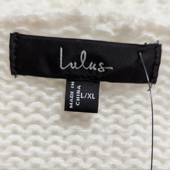 NWT Lulu's White Cardigan with Red Heart Accents - Size L/XL ❤️❤️ - Picture 6 of 11